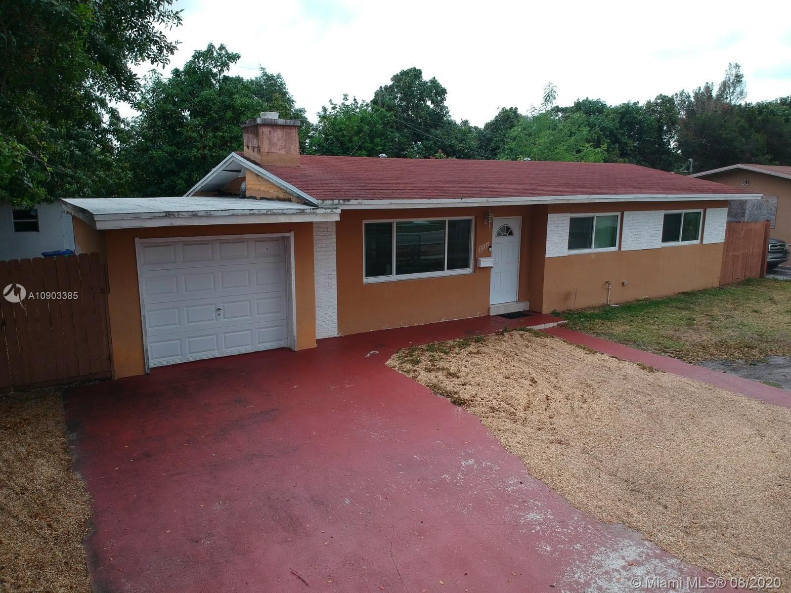 19715 N Miami Ave - Image 1