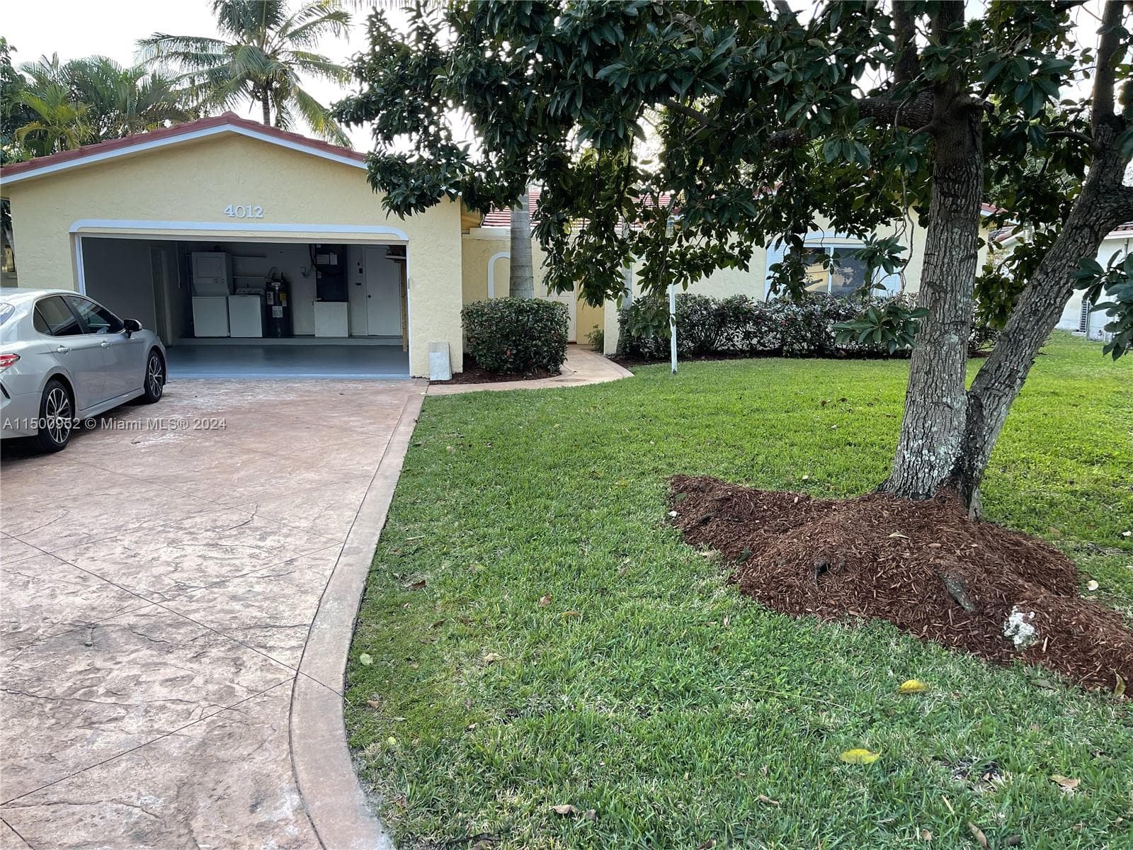 4012 NW 76th Ave - Image 1