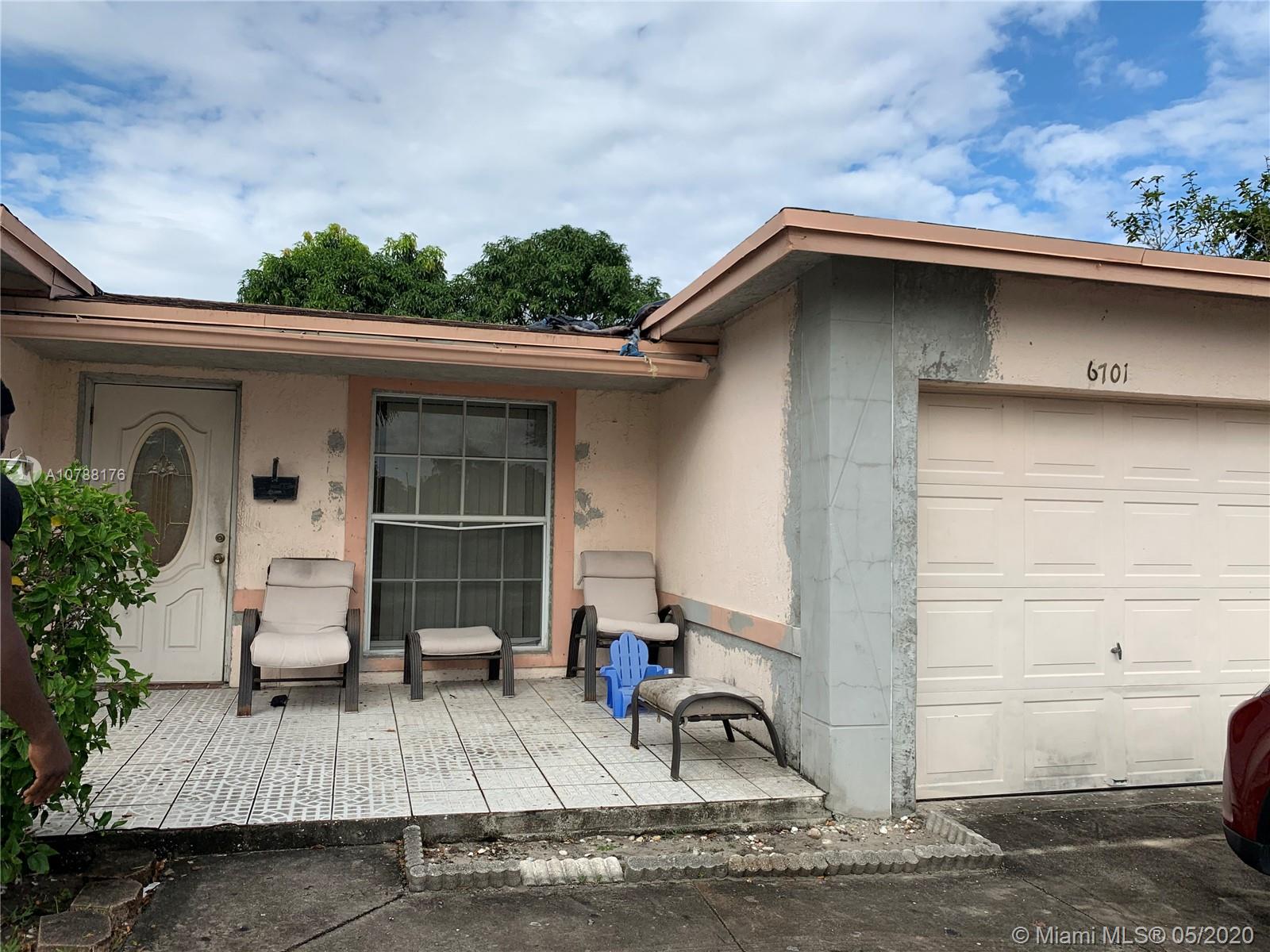 North Lauderdale, FL